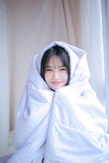 年轻的小痍子免费观看